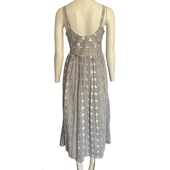 NWT! ASOS Geometric Print Midi Dress with Front Cutout - Picture 6 of 8